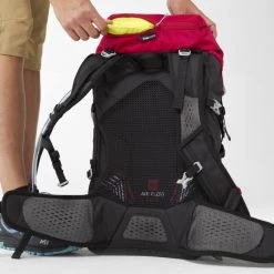 Sac à dos 28 litres rouge pour femme YARI 28 AIRFLOW W -Vêtements et Equipements Soldes mis2276 9162 5 yari 28 air w tango u 1