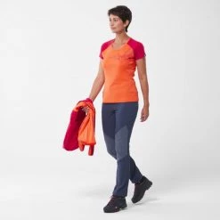 Tee-Shirt orange pour femme ASYM SUMMIT TS SS W -Vêtements et Equipements Soldes miv9034 9663 4 asy summit ss w coral chrome tango 1